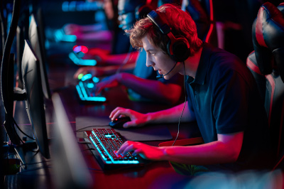 The Psychology of Esports Players